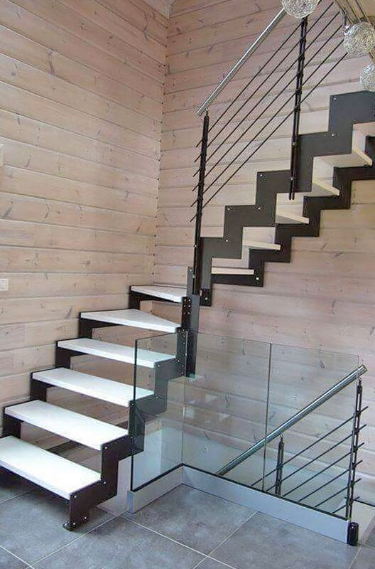 Escalier métal